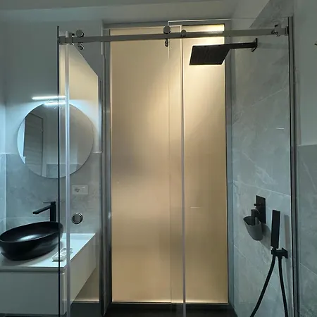 ベッド・アンド・ブレックファスト La Chic Maison Corbara